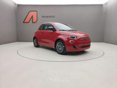 Fiat 500e 95CV 23.80 KWH RED Rosso usata Voghera
