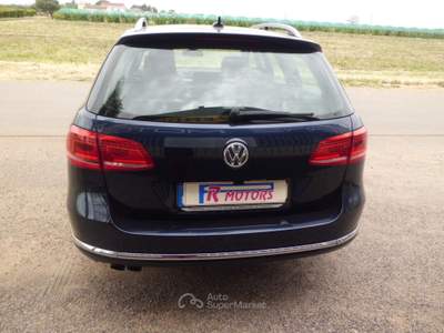 Volkswagen Passat Comfortline BlueMotion Technology Blu/Azzurro usata Marconia di Pisticci