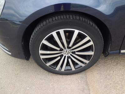 Volkswagen Passat Comfortline BlueMotion Technology Blu/Azzurro usata Marconia di Pisticci