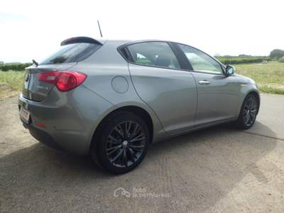 Alfa Romeo Giulietta JTDm 120 CV Super Grigio usata Marconia di Pisticci