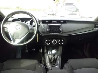 Alfa Romeo Giulietta JTDm 120 CV Super Grigio usata Marconia di Pisticci