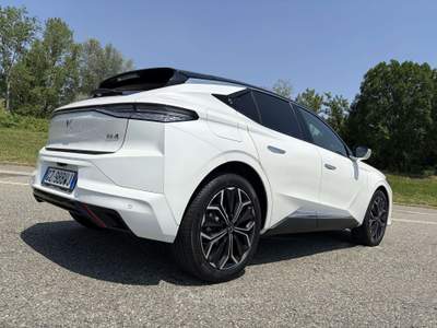 DS Automobiles DS 4 DS4 1.5 bluehdi Etoile Alcantara IVA ESPOSTA Bianco usata Settimo Torinese
