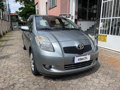 Toyota Yaris 1.3 5 porte M-MT Sol Grigio usata Caronno Pertusella