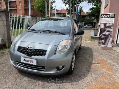 Toyota Yaris 1.3 5 porte M-MT Sol Grigio usata Caronno Pertusella