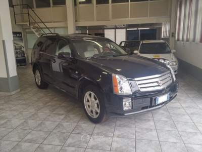 Cadillac SRX 4.6 V8 aut. AWD Sport Luxury Nero usata Cologno Monzese