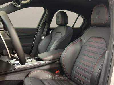 Alfa Romeo Giulia 2.2 Turbodiesel 210 CV AT8 AWD Q4 Tributo Italiano Bianco usata Fara Gera d'Adda