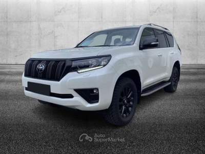 Toyota Land Cruiser 2.8 D4-D A/T 5 porte Executive Bianco usata Pieve di Cento