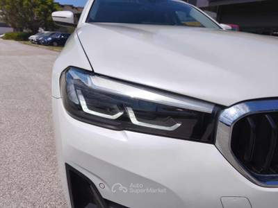 BMW Serie 5 520d d 48V Touring Msport Bianco usata Milazzo