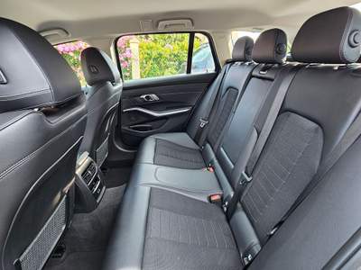 BMW Serie 3 318d Mild-Hybrid Sport Grigio usata Rosà