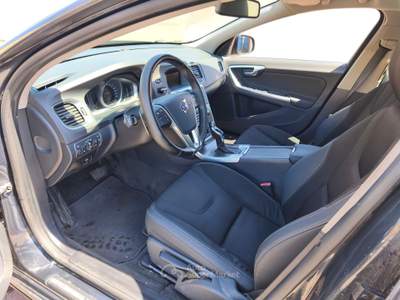 Volvo V60 + Kit viaggio Nero usata Sestu