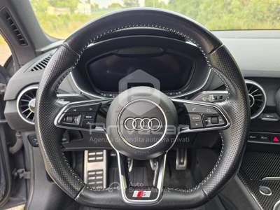 Audi TT AUDI TT Coupé 2.0 TDI ultra S line Grigio usata CATANZARO