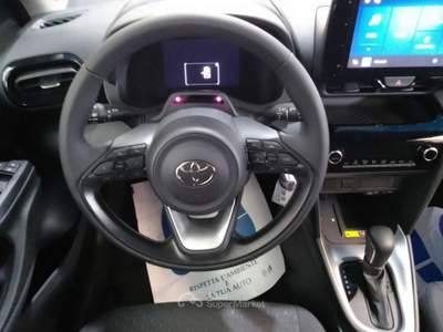 Toyota Yaris Cross 1.5 Hybrid 5p. E-CVT Confort Pack Bianco usata Melegnano