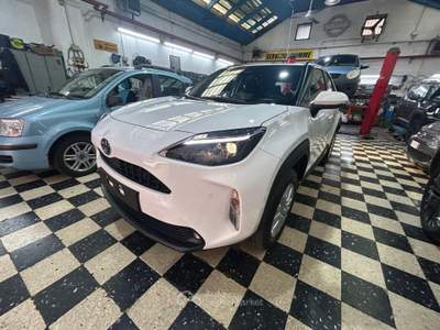 Toyota Yaris Cross 1.5 Hybrid 5p. E-CVT Confort Pack Bianco usata Melegnano