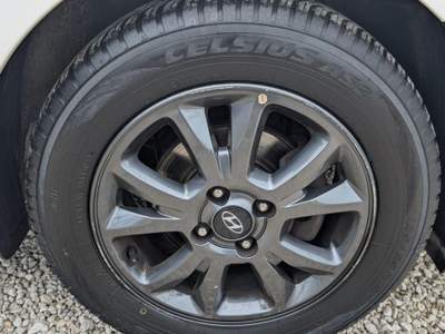 Hyundai i20 i20 5p 1.2 Classic 75cv TAGLIANDATA Bianco usata Barletta