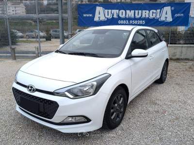 Hyundai i20 i20 5p 1.2 Classic 75cv TAGLIANDATA Bianco usata Barletta