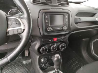 Jeep Renegade 2.0 Mjt 140CV 4WD Active Drive Low Limited Bianco usata Barletta