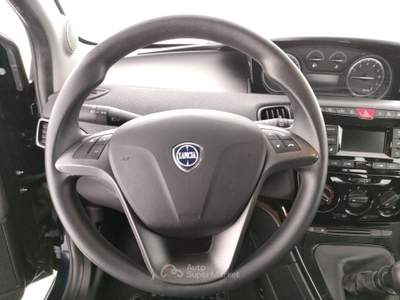 Lancia Ypsilon 1.2 69 CV 5 porte GPL Ecochic Silver Blu/Azzurro usata Barletta