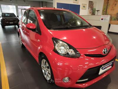 Toyota Aygo AUTOMATICA OTTIMAMENTE TENUTA Rosso usata Bologna