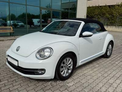 Volkswagen Maggiolino 1.6 tdi CABRIO Bianco usata San Salvatore Telesino
