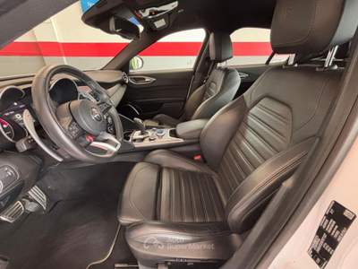 Alfa Romeo Giulia 2.2 Turbodiesel 210 CV AT8 AWD Q4 Veloce Bianco usata Caorle