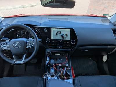 Lexus NX Uni proprietario pari al nuovo Rosso usata Ferrara