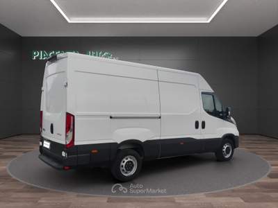 Iveco Daily 35 S16 V H2 3520 L2 Bianco usata San Nicolò