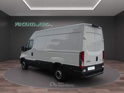 Iveco Daily 35 S16 V H2 3520 L2 Bianco usata San Nicolò