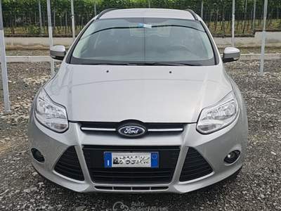 Ford Focus Garanzia 12 mesi, tagliandata. Argento usata Santa Giuletta