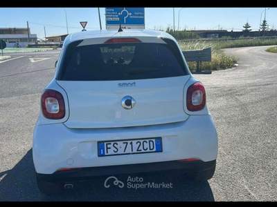 Smart ForFour SMART FOR FOUR PASSION 2018 Bianco usata Mondragone