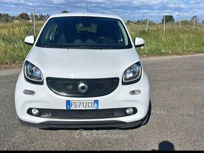 Smart ForFour SMART FOR FOUR PASSION 2018 Bianco usata Mondragone