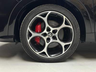 Alfa Romeo Tonale 1.5 hybrid Veloce 160cv tct7 Nero usata Bassano del Grappa