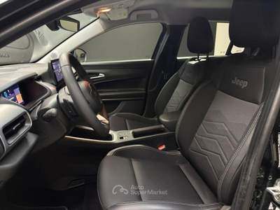 Jeep Avenger 1.2 turbo e-hybrid mhev Altitude fwd 110cv edct6 Bianco usata Bassano del Grappa