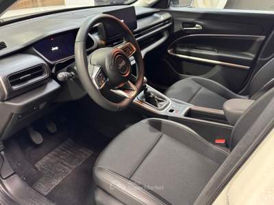 Jeep Avenger 1.2 turbo e-hybrid mhev Altitude fwd 110cv edct6 Bianco usata Bassano del Grappa