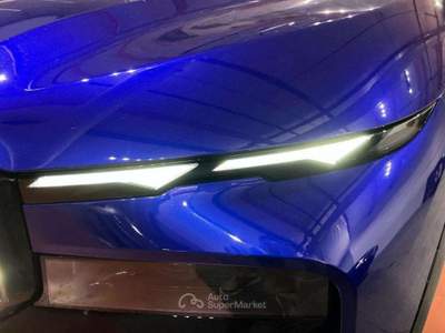 BMW XM XM 4.4 steptronic Blu/Azzurro usata Roma