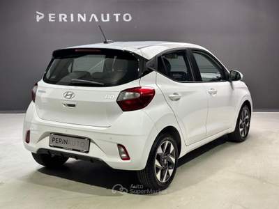 Hyundai i10 1.0 MPI Connectline KM ZERO Argento usata Bassano del Grappa