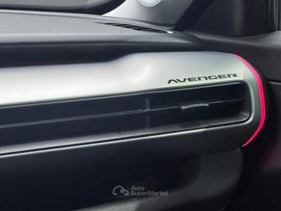 Jeep Avenger 1.2 turbo e-hybrid mhev Summit fwd 110cv edct6 Nero usata Bassano del Grappa