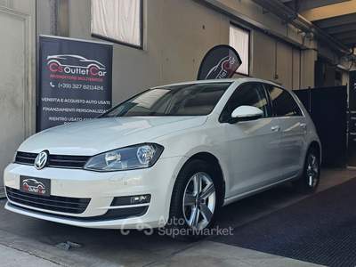 Volkswagen Golf 1.6 Tdi BlueMotion Highline Bianco usata Cogollo del Cengio