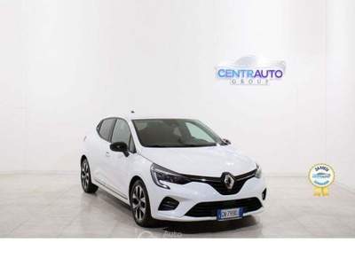 Renault Clio Clio 1.5 blue dci 100cv Evolution Bianco usata Galatina