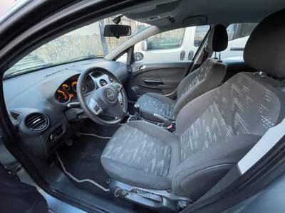 Opel Corsa COMP P.P. Argento usata Napoli