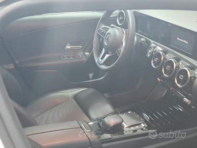 Mercedes-Benz Classe A A 180 d Automatic Sport Bianco usata Cardito