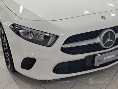 Mercedes-Benz Classe A A 180 d Automatic Sport Bianco usata Cardito