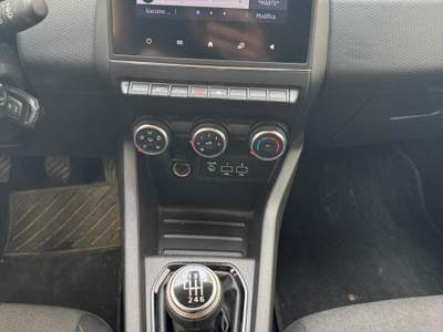 Renault Clio Blue dCi 100 CV 5 porte Evolution Bianco usata Cardito