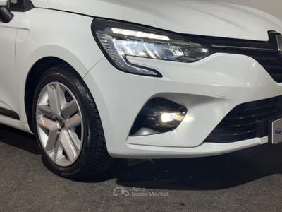 Renault Clio Blue dCi 100 CV 5 porte Evolution Bianco usata Cardito