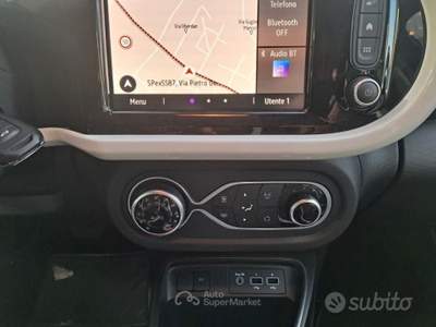 Renault Twingo Urban Night Nero usata Cardito