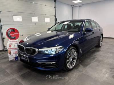 BMW Serie 5 530d 530 d Luxury Full Optional Blu/Azzurro usata Qualiano