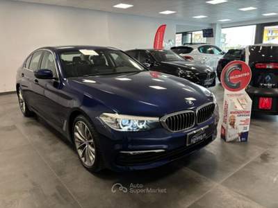 BMW Serie 5 530d 530 d Luxury Full Optional Blu/Azzurro usata Qualiano
