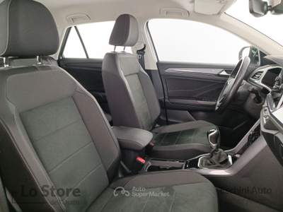 Volkswagen T-Roc 1.0 tsi style 110cv Nero usata Pisa