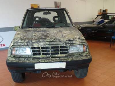 Suzuki Vitara/Sidekick versione americana  sul libretto chevrolet tracker Marrone usata Dormelletto