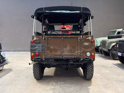 Land Rover Defender 90 diesel Soft-top Marrone usata Bologna