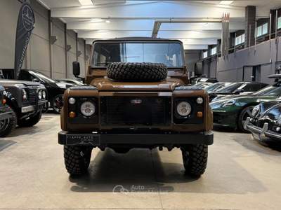 Land Rover Defender 90 diesel Soft-top Marrone usata Bologna